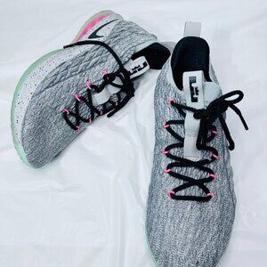 Nike Lebron XV 15 Low Melon Cool Grey Black Basketball Shoes Men's 10.5